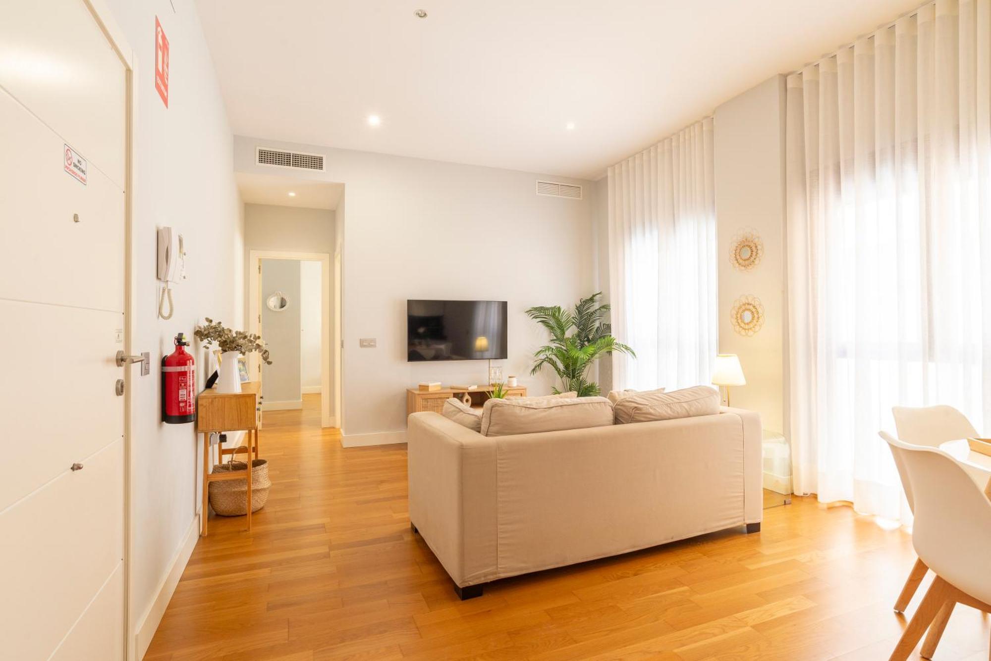 Souviron & Old Town By Ele Apartments مالقة المظهر الخارجي الصورة