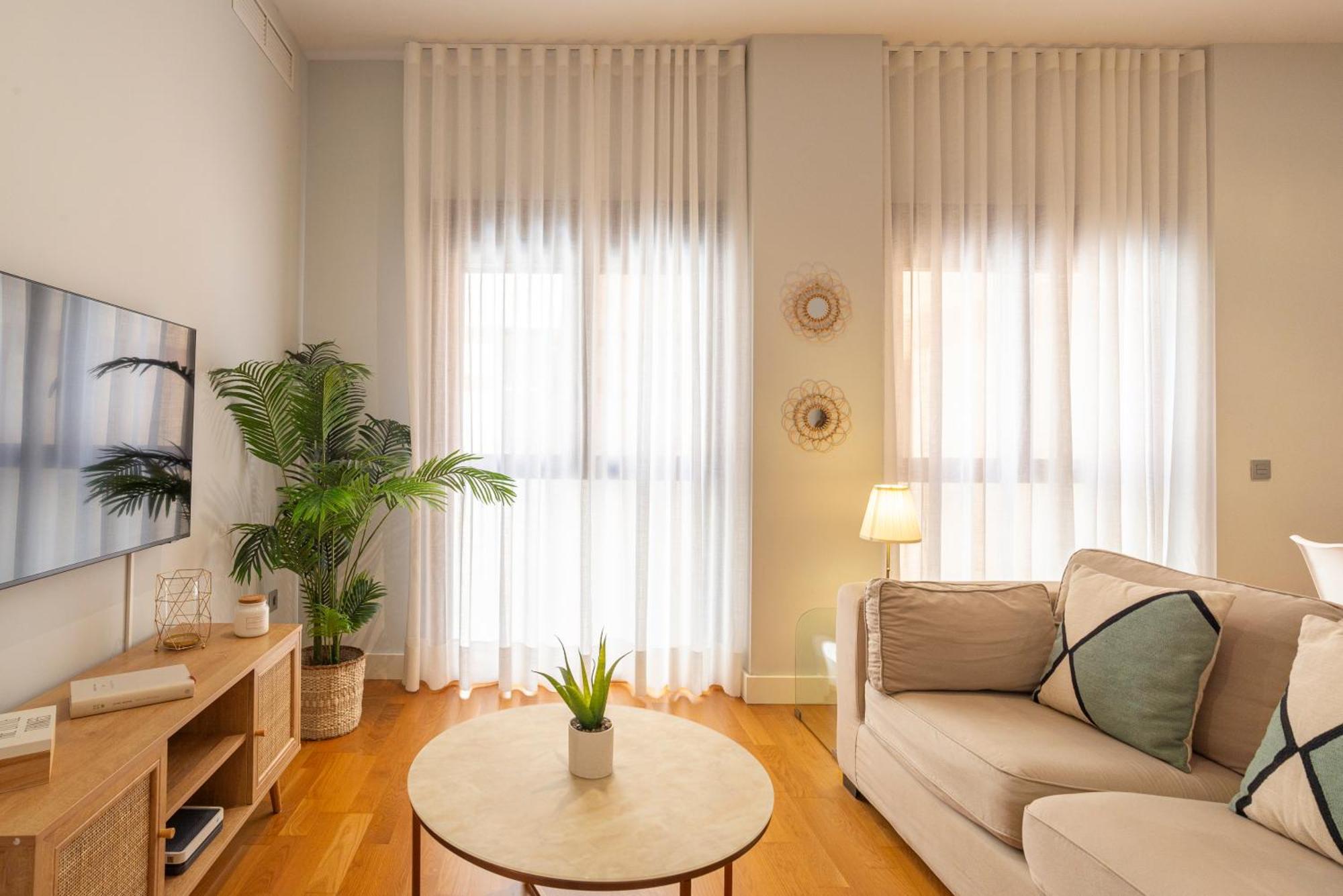 Souviron & Old Town By Ele Apartments مالقة المظهر الخارجي الصورة