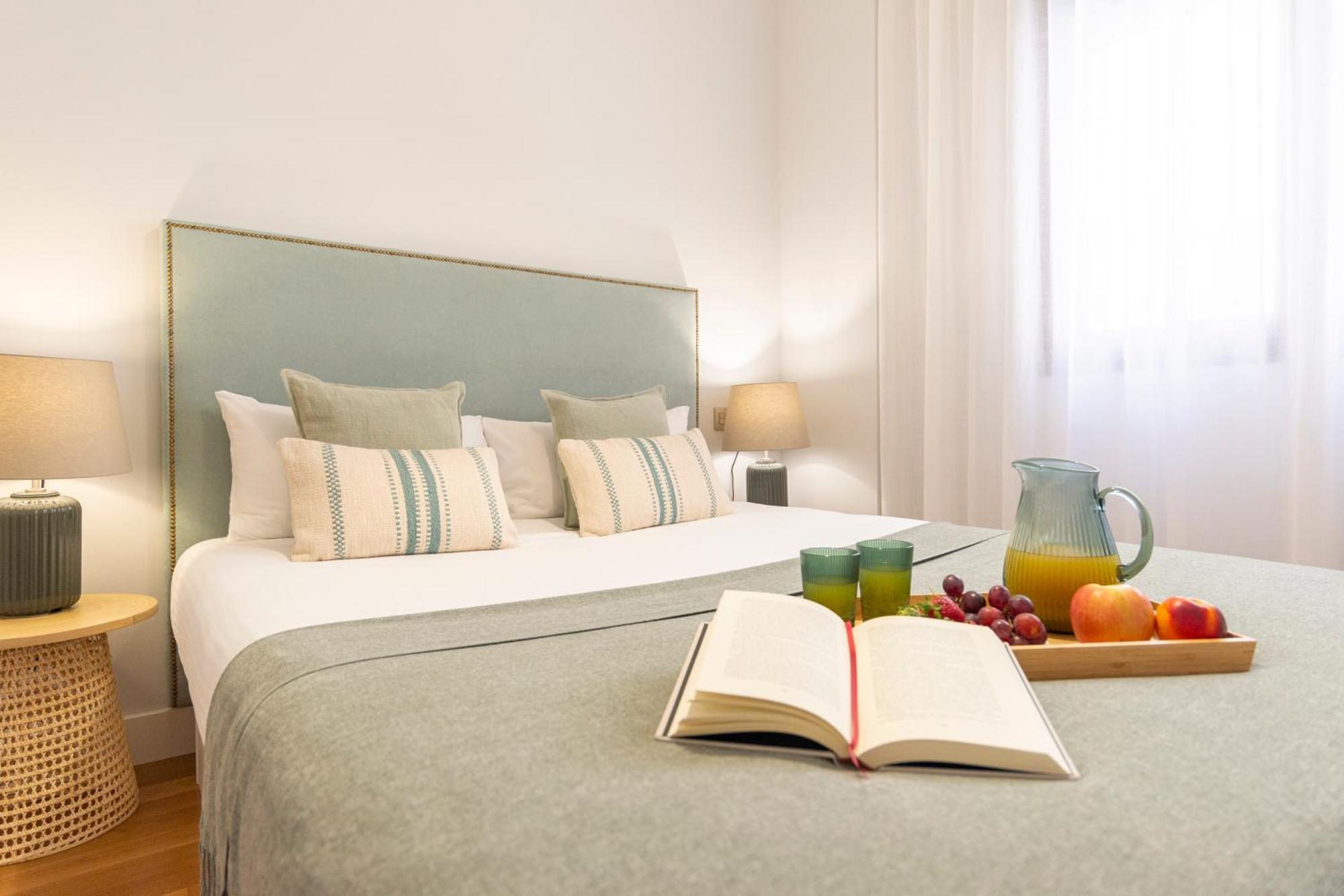 Souviron & Old Town By Ele Apartments مالقة المظهر الخارجي الصورة