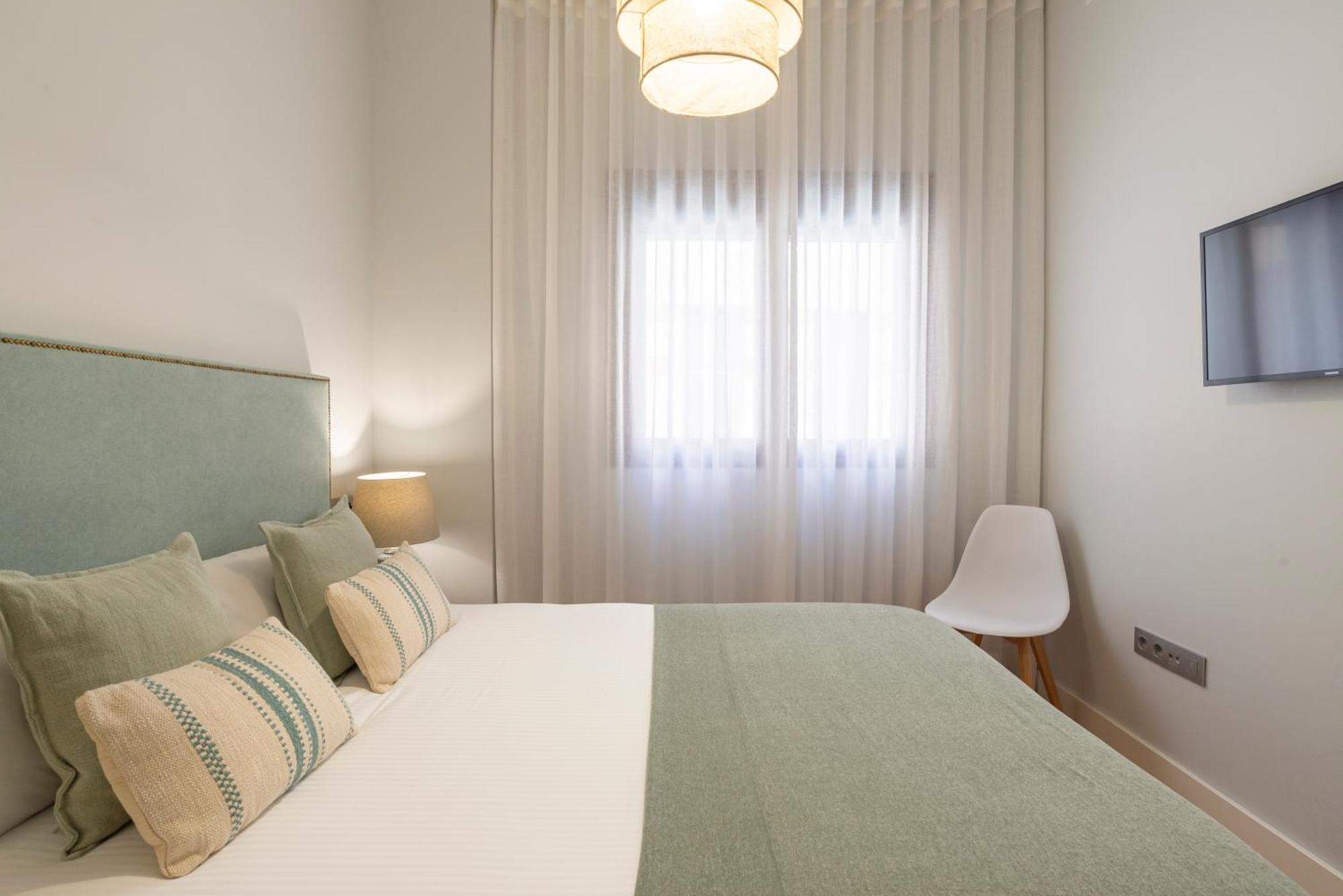 Souviron & Old Town By Ele Apartments مالقة المظهر الخارجي الصورة